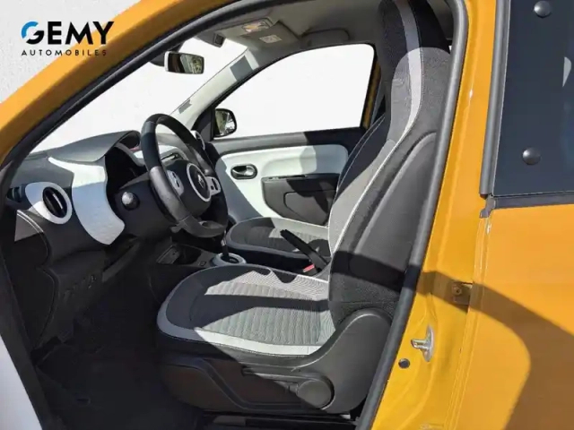 Renault Twingo iii e-tech — photo 9