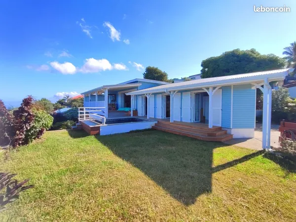 Villa 6 pièces 145 m²