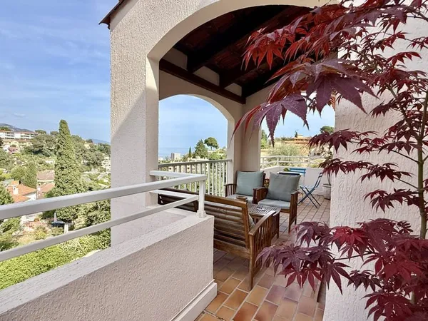 DUPLEX EN DERNIER ÉTAGE - 4 PIÈCES 100M2 - ROQUEBRUNE CAP MA