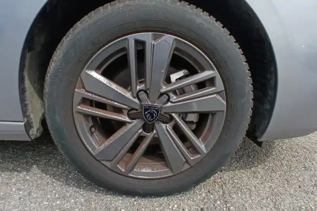 Peugeot 308 puretech 130ch s&amp;s bvm6 — photo 14