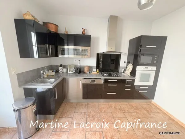 Dpt SARTHE (72), à vendre VIBRAYE - MAISON DE VILLE P7 de 125 m² - Terrain de 850M²