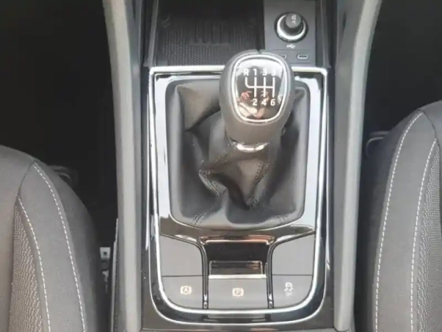 Skoda Karoq 1.0 tsi evo 2 116 ch selection — photo 40