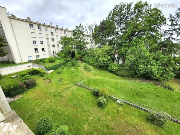 Studio 1 pièce 41 m²