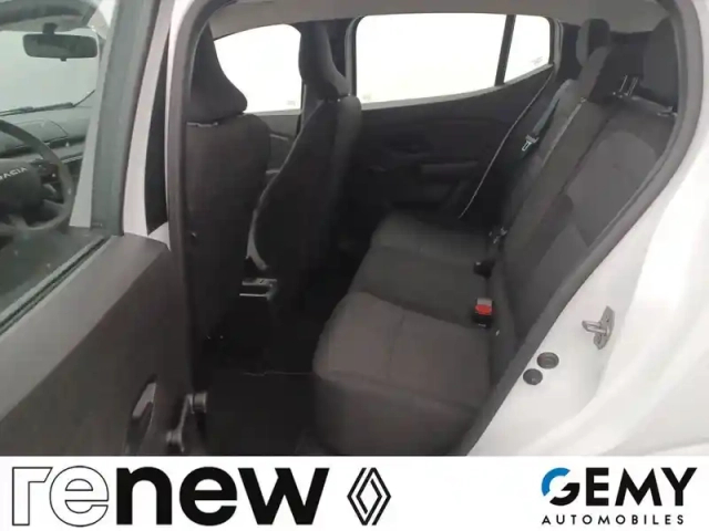 Dacia Sandero sce 65 — photo 25