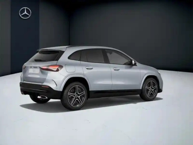 Mercedes Gla 250 e hybrid eq amg line — photo 43