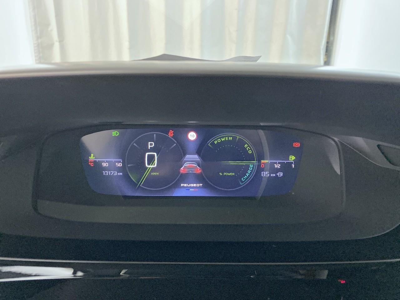 Peugeot 408 hybrid 136 e-dcs6 gt — photo 13