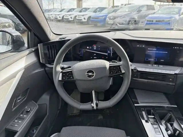 Opel Astra sports tourer 1.2 turbo hybride 145 ch e-dct6 — photo 3