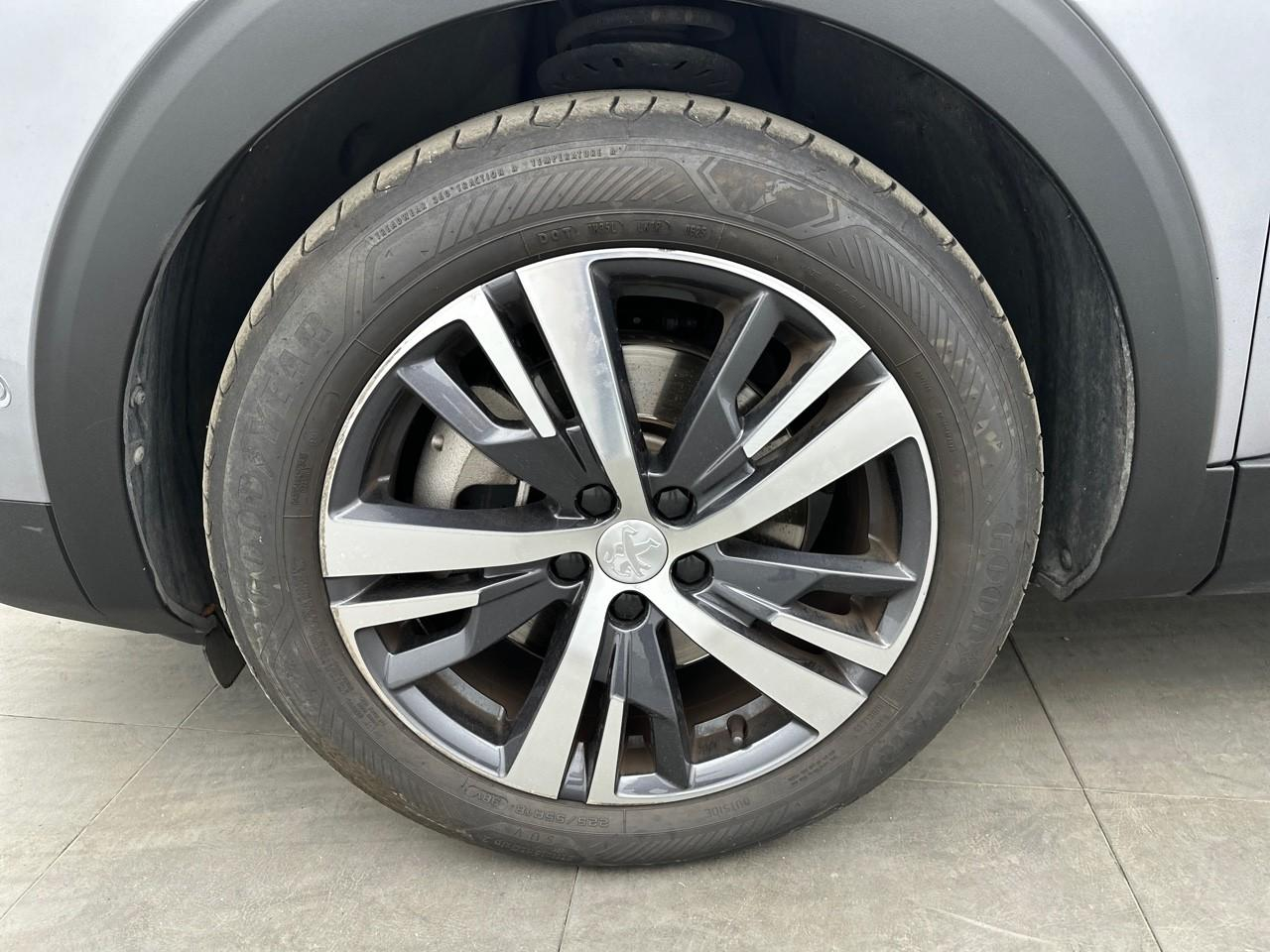 Peugeot 3008 hybrid 225 e-eat8 allure pack — photo 14