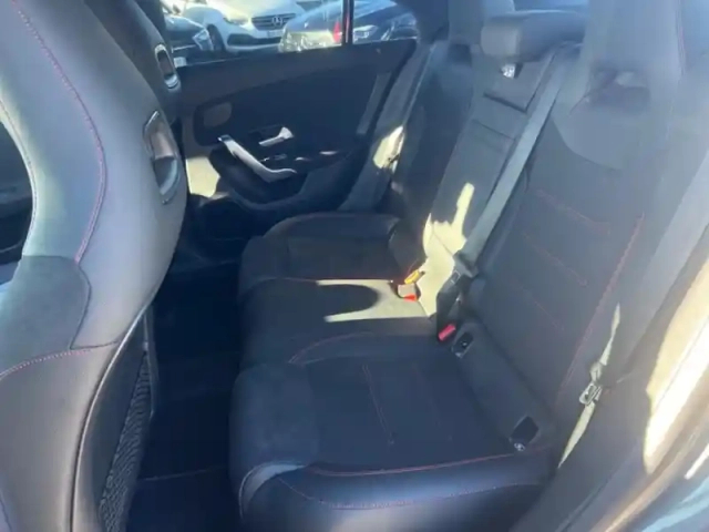 Mercedes Cla 250 e hybrid eq coupé amg — photo 12