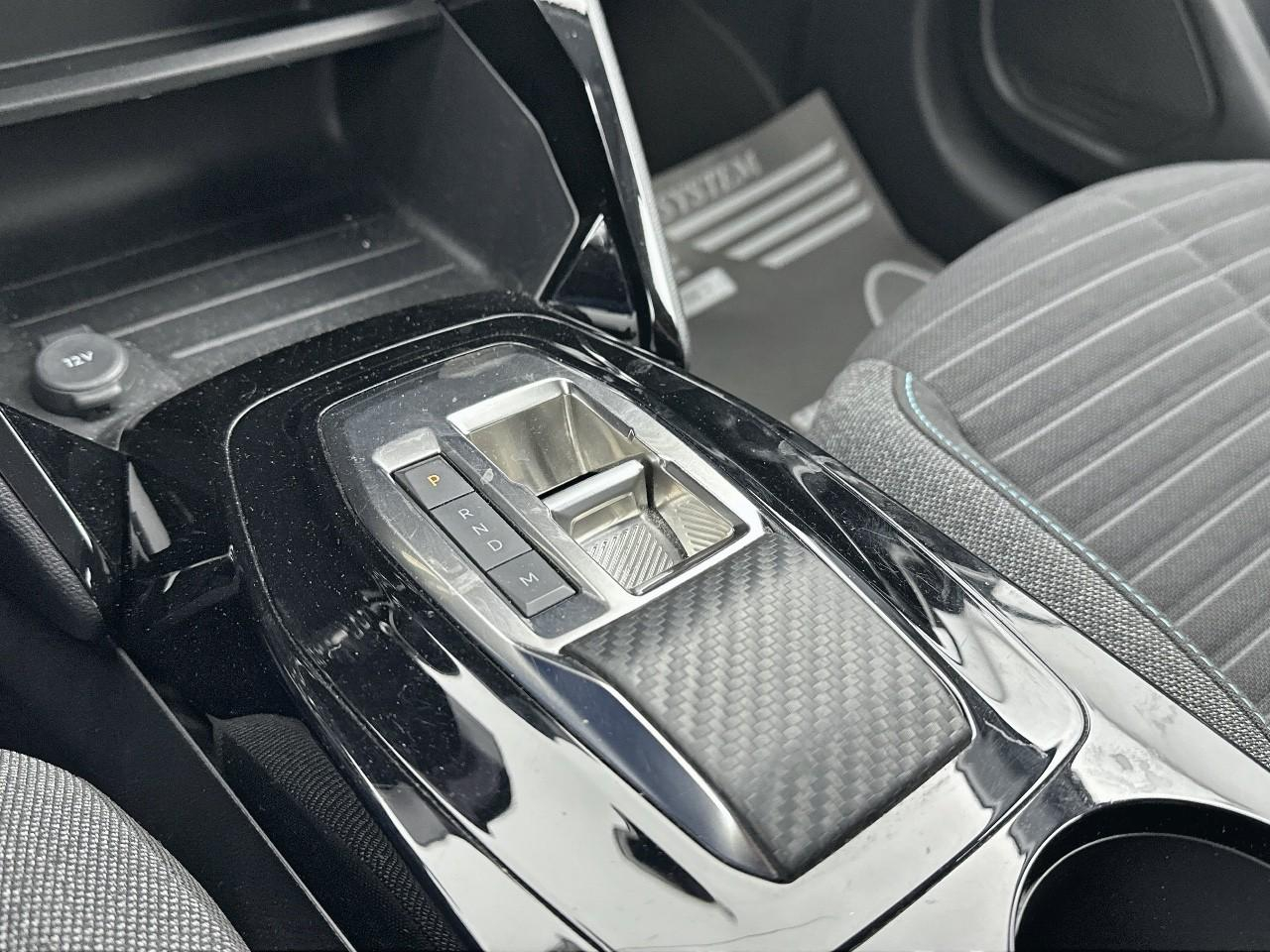 Peugeot 208 puretech 100 s&s eat8 style — photo 26