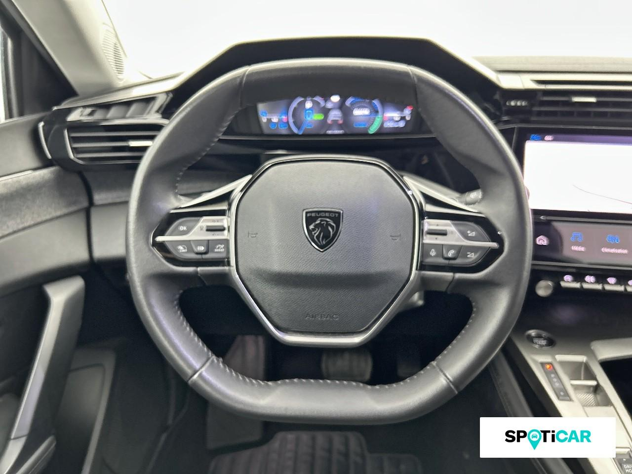 Peugeot 308 phev 180 e-eat8 allure pack — photo 9