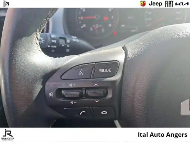 Kia Stonic 1.0 t-gdi 100ch active — photo 14
