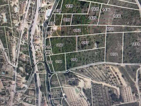 Location terrain les mages