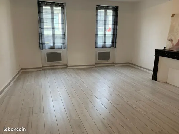 Appartement T3 en duplex + terrasse