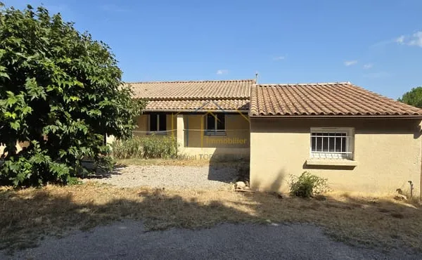 A vendre proche GIGNAC - Villa 4 chambres sur 1000m2 de terr