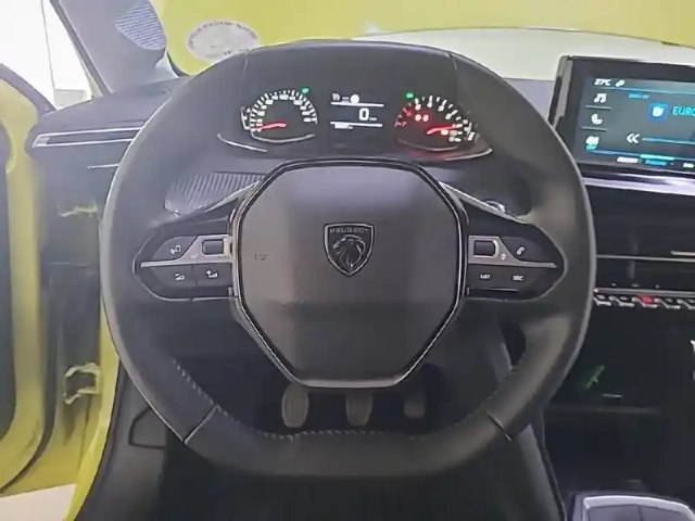 Peugeot 208 puretech 100 s&amp;s bvm6 — photo 93