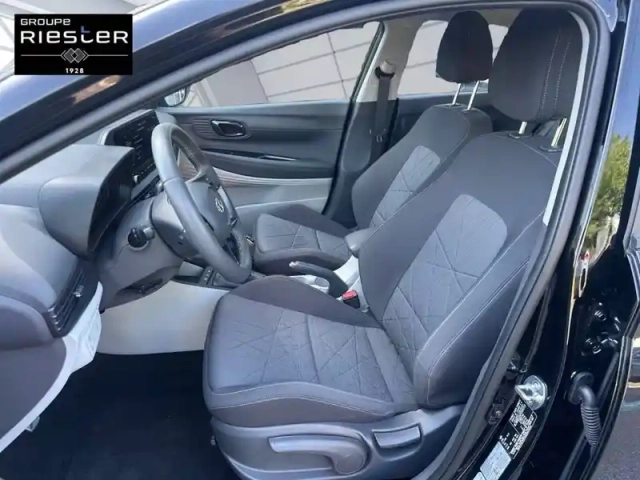 Hyundai Bayon 1.0 t-gdi 100 hybrid 48v — photo 9