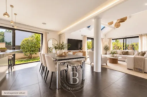 Maison 8 pièces 200 m²
