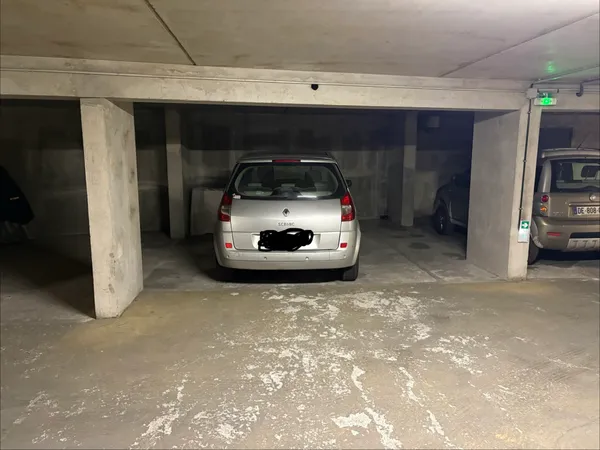Vends parking