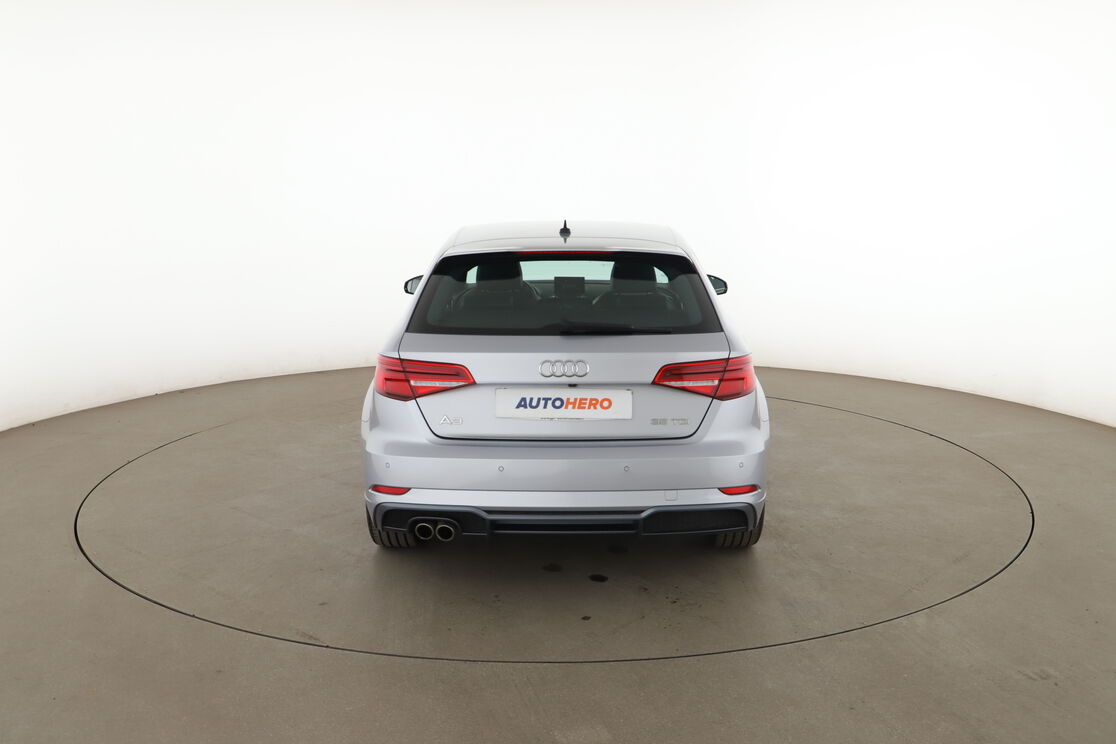 Audi A3 Sportback 35 TDI S Line S Tronic 7 — photo 4