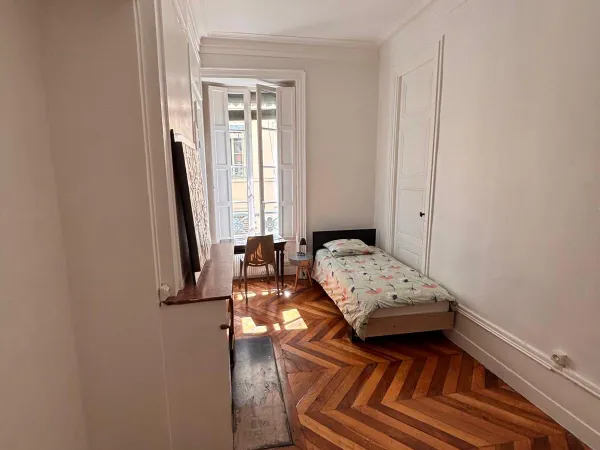 Loue appartement bourgeois pour 6 mois