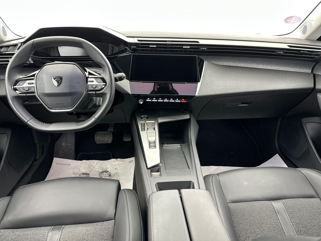 Peugeot 308 sw puretech 130ch s&s eat8 allure pack — photo 11
