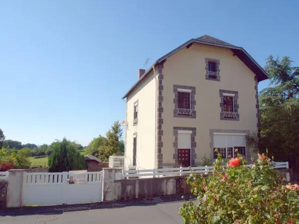 Maison familiale 130 m2 avec Jardin en Auvergne
