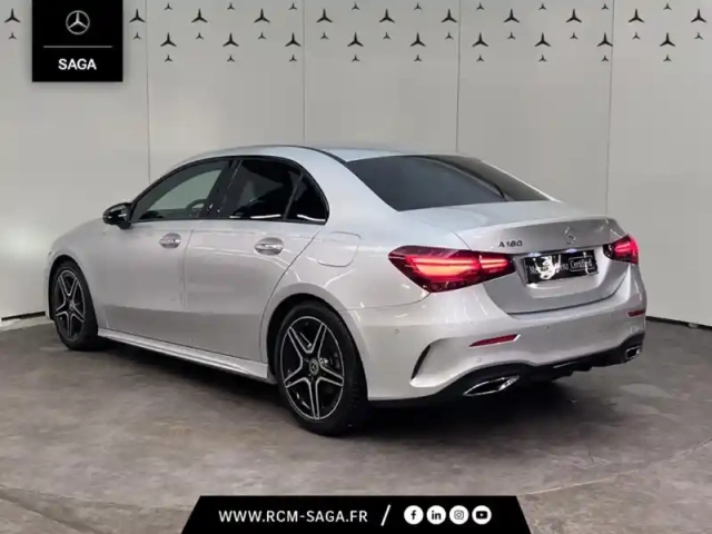 Mercedes Classe A 180 berline amg line — photo 3