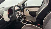 Renault Twingo 1.0 SCe 75ch Zen - 20 — photo 12
