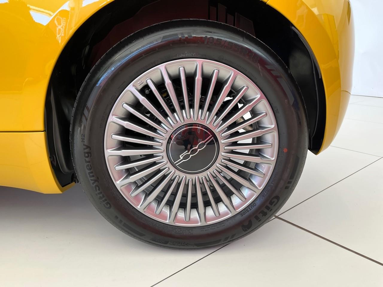 Fiat 500 1.0 firefly 65ch hybrid torino — photo 11