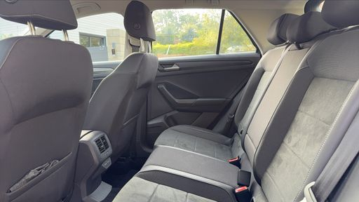 Volkswagen T-Roc 1.5 TSI 150 DSG7 - Lounge – 2024 – 28034 km – Essence – Boîte Automatique — photo 18