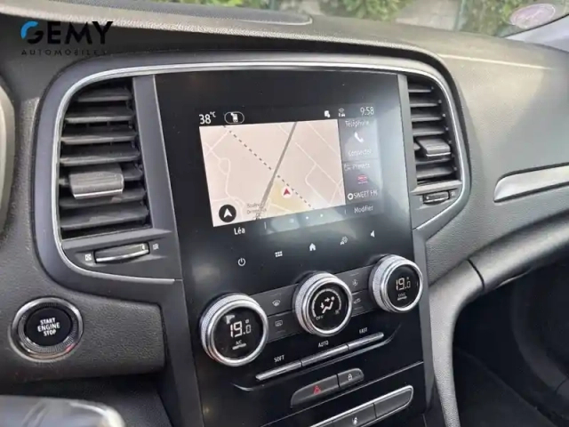 Renault Megane mégane iv berline tce 115 fap — photo 23