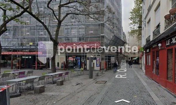 Local commercial 130 m²