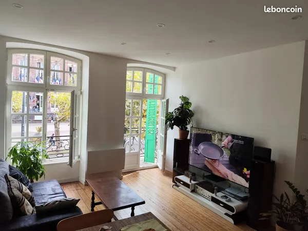 43m² place broglie
