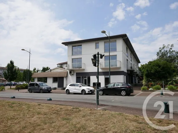 Immeuble 1289 m²