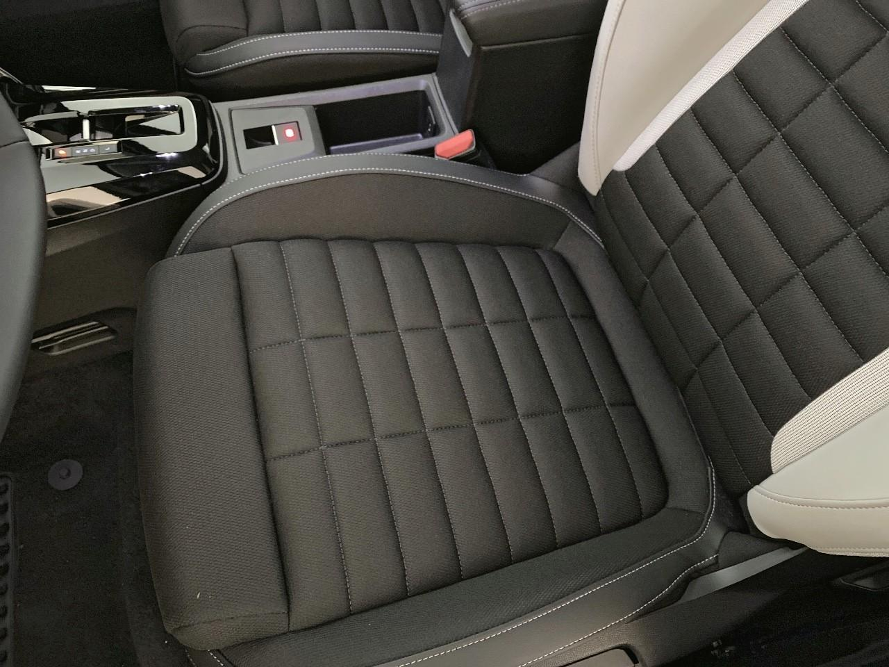 Citroën C3 Aircross hybride 145 ch aut max — photo 9