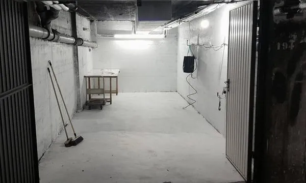 Parking 17 m²