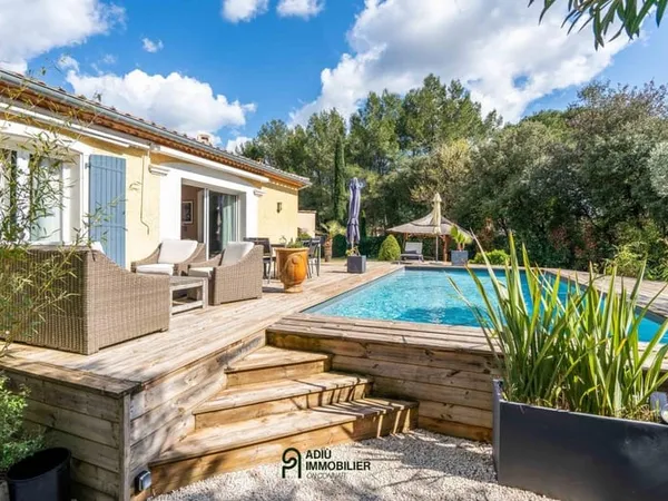 Villa de plain-pied : 3 suites et piscine (7x4) - 10 min d'Uzès