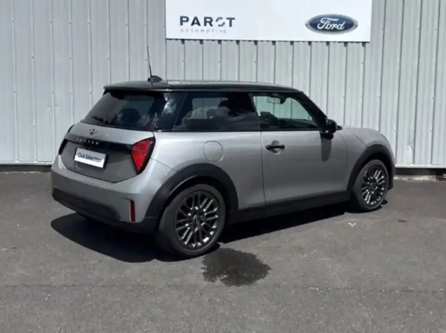 Mini Cooper c 156ch classic dkg7 — photo 2