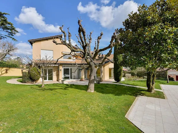 Vends maison traditionnelle