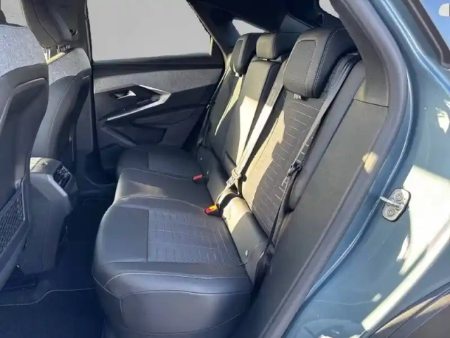 Peugeot 3008 hybrid 145 e-dcs6 — photo 52