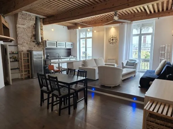 Superbe appartement hyper centre avec parking