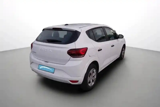 Dacia Sandero sce 65 — photo 6