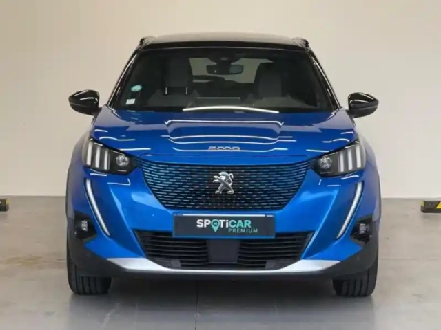 Peugeot 2008 e- 136ch gt pack — photo 2