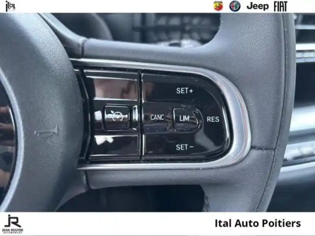 Fiat 500 fiat  icône berline 23,8 kwh — photo 15
