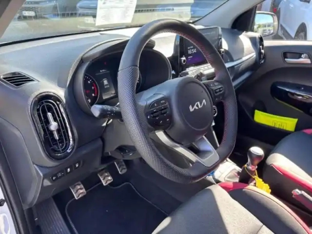 Kia Picanto 1.2 dpi 84ch gt line premium — photo 9