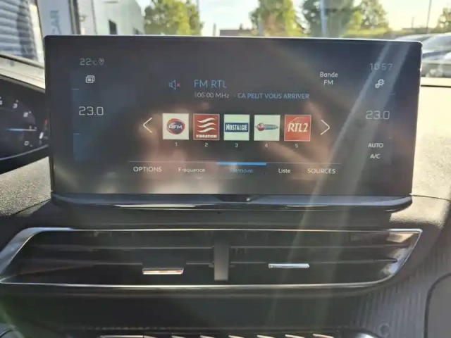 Peugeot 3008 puretech 130ch s&amp;s bvm6 — photo 130