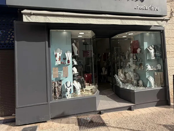 Opportunité cession DAB local 23m² à Hyères