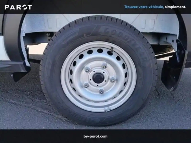 Ford Transit fourgon fg t310 l2h2 2.0 ecoblue 130ch ambiente — photo 9