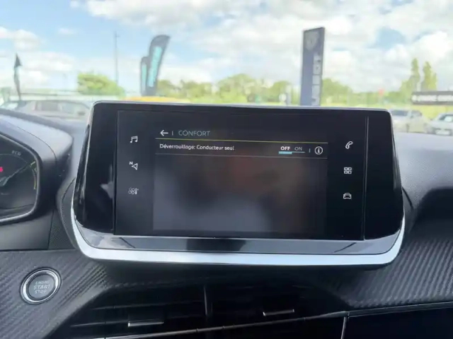 Peugeot 2008 electrique 136 ch — photo 35